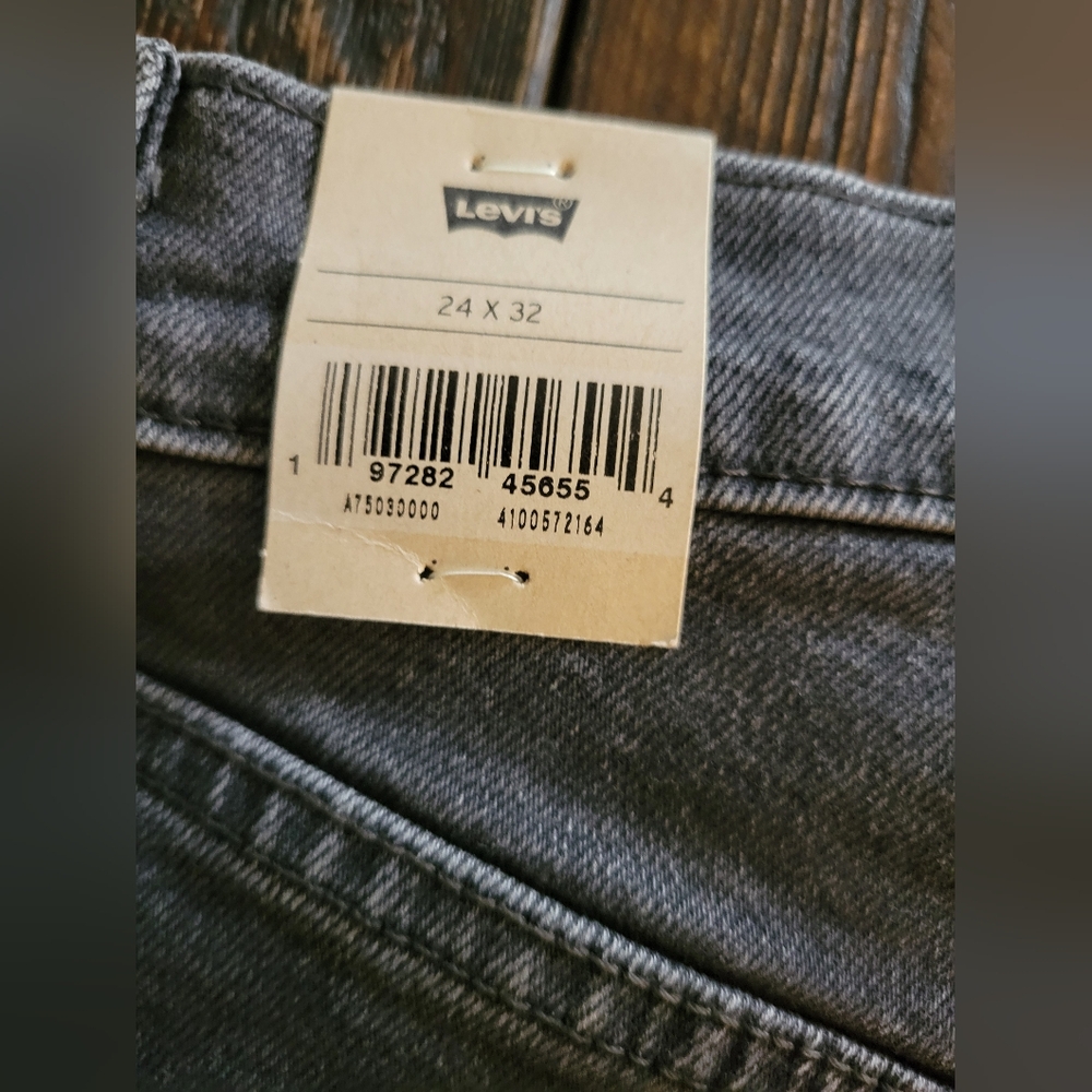 NEW NWT Levis Ribcage Bell Women's Jeans-On The Town Black: W24L32 - Picture 6 of 10